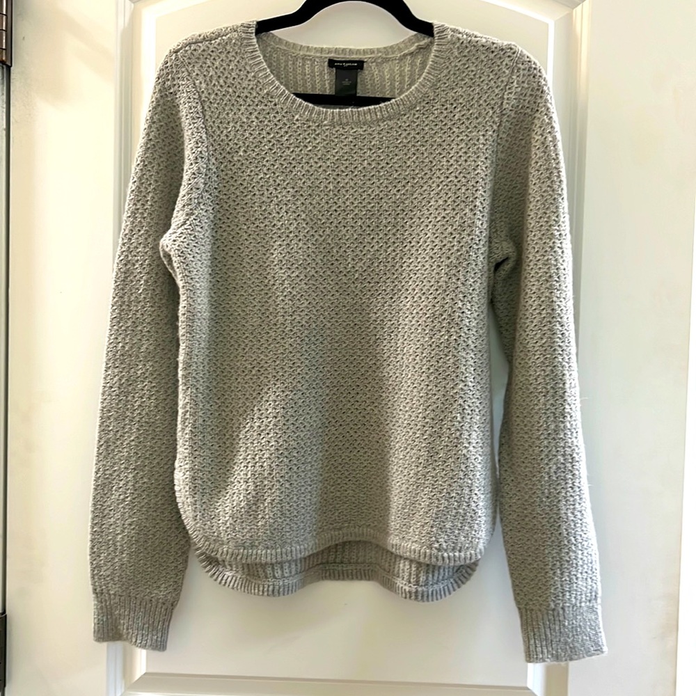Ann Taylor women’s gray sweater